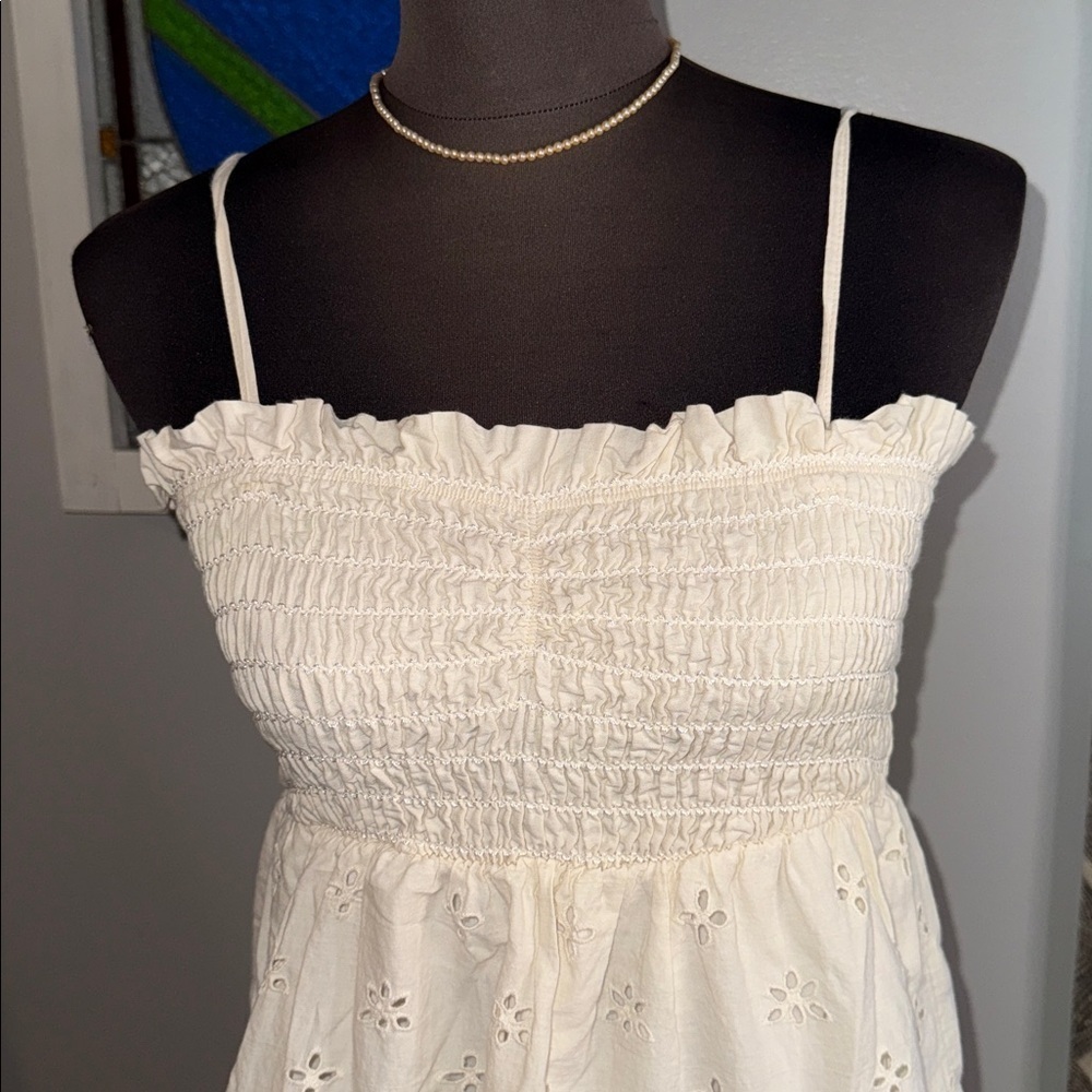 American Eagle Smocked Eyelet Mini Sundress SZ Small - Picture 2 of 9